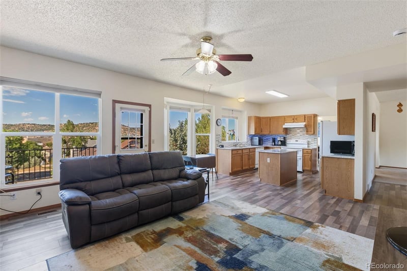 1547 Chesham Cir, Colorado Springs, CO 80907