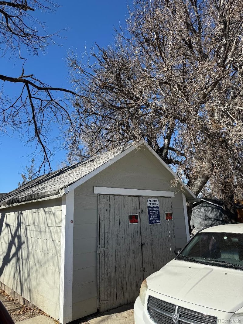 728 Emporia St, Aurora, CO 80010