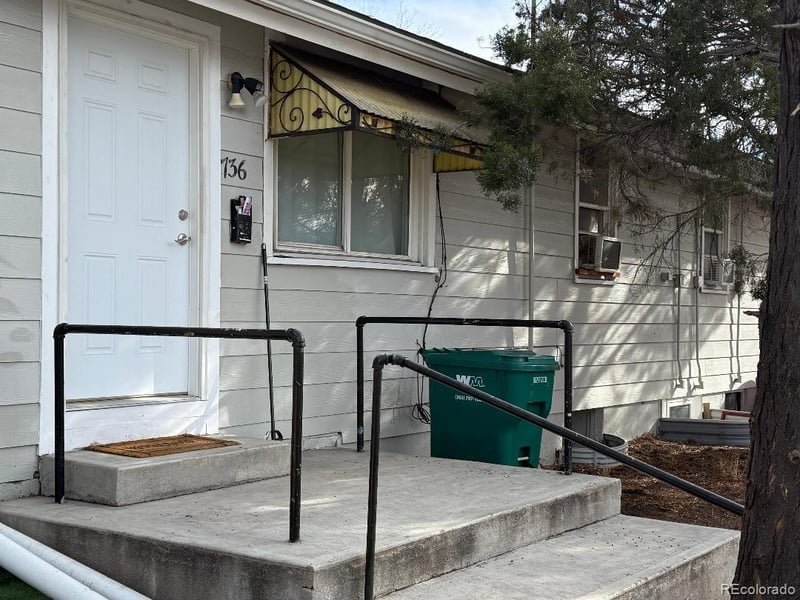 728 Emporia St, Aurora, CO 80010