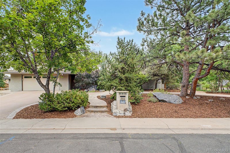 890 Laurel Ave, Boulder, CO 80303