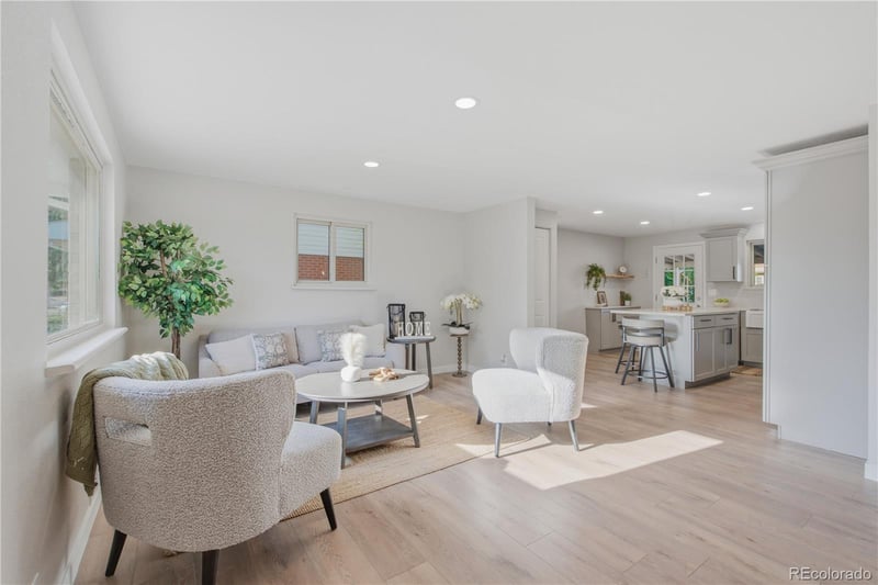 6910 Jasmine St, Commerce City, CO 80022