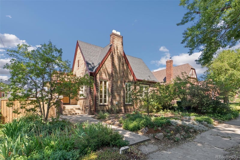 1567 Ivanhoe St, Denver, CO 80220