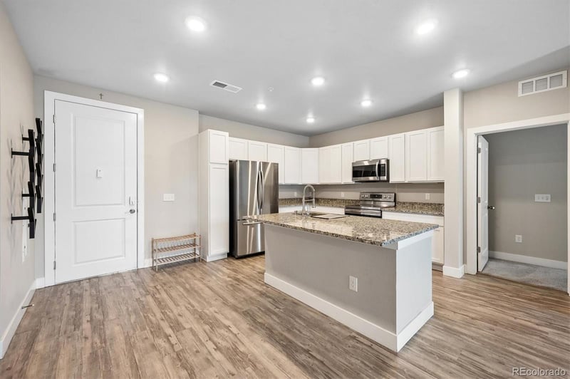 14331 Tennessee Ave #206, Aurora, CO 80012