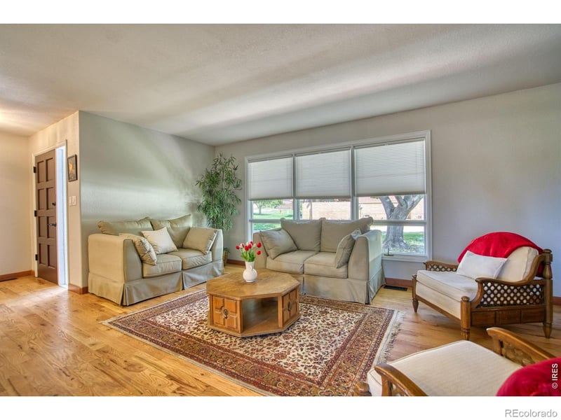 4483 Pioneer Dr, Greeley, CO 80634