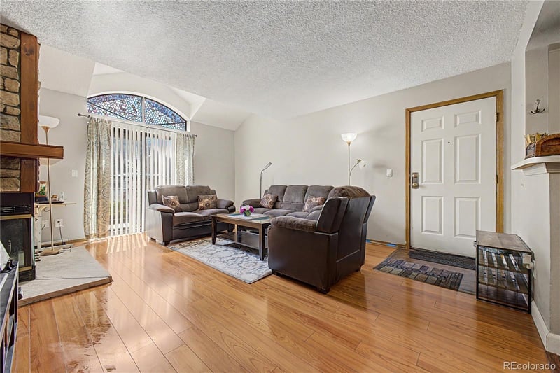 942 Walden St #106, Aurora, CO 80017
