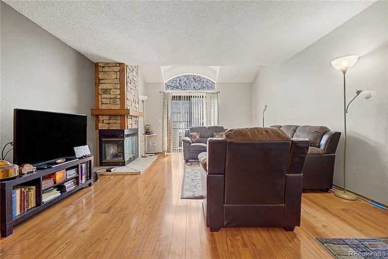 942 Walden St #106, Aurora, CO 80017