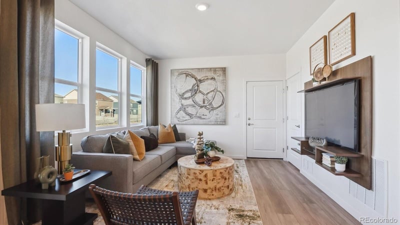 1587 Higgins Creek Dr, Berthoud, CO 80513