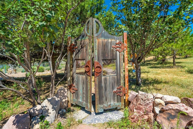 18771 Smokey Pine Rd, Peyton, CO 80831