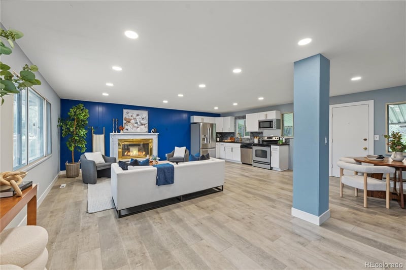 1259 Dearborn St, Aurora, CO 80011