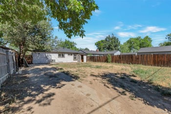 1172 Iola St, Aurora, CO 80010