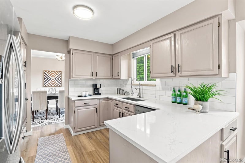 1561 S Kendall St, Lakewood, CO 80232