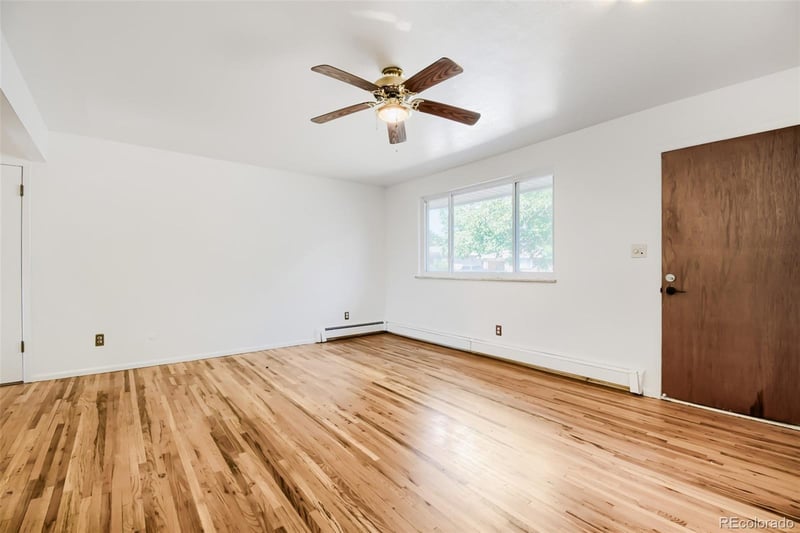 422 S Uvalda St, Aurora, CO 80012