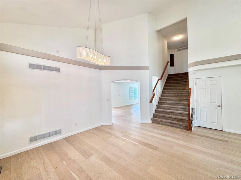 10242 Jill Ave, Littleton, CO 80130