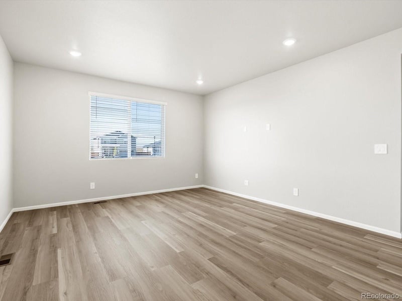 17446 E 89th Ave, Commerce City, CO 80022