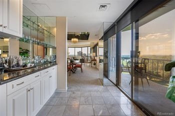 1299 N Gilpin St #16E, Denver, CO 80218