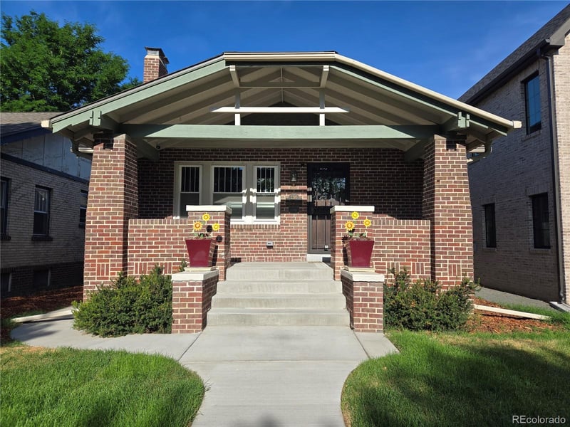 2245 Holly St, Denver, CO 80207