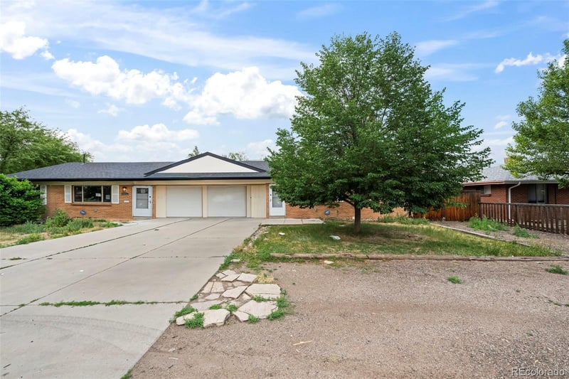 5715 5th Ave, Lakewood, CO 80226
