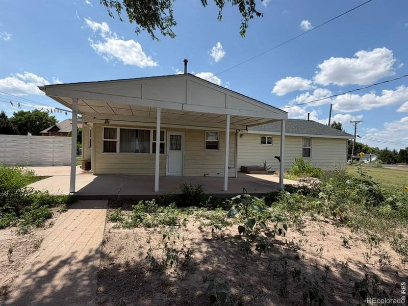 1012 Lincoln St, Wray, CO 80758