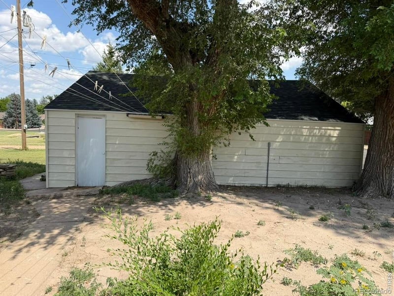 1012 Lincoln St, Wray, CO 80758