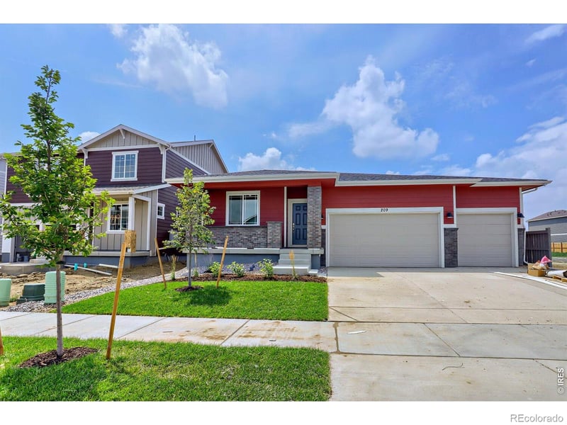 209 Sugar Beet Ln, Berthoud, CO 80513