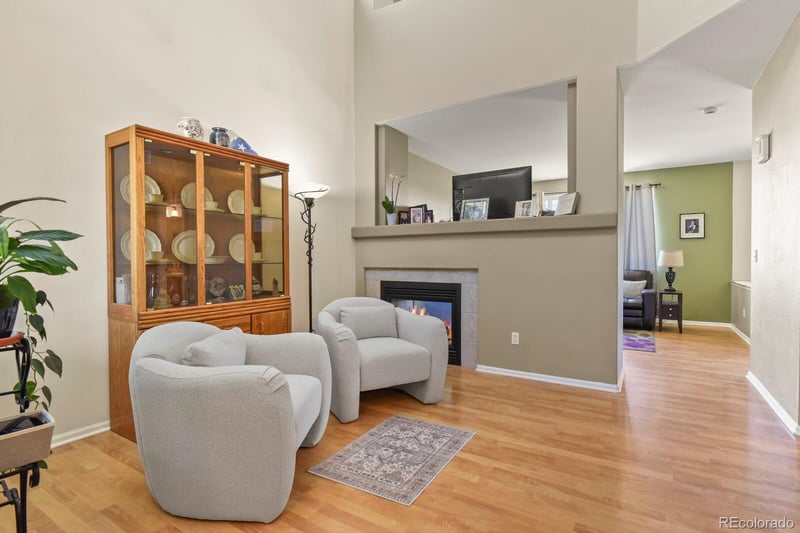 22295 Belleview Ln, Aurora, CO 80015