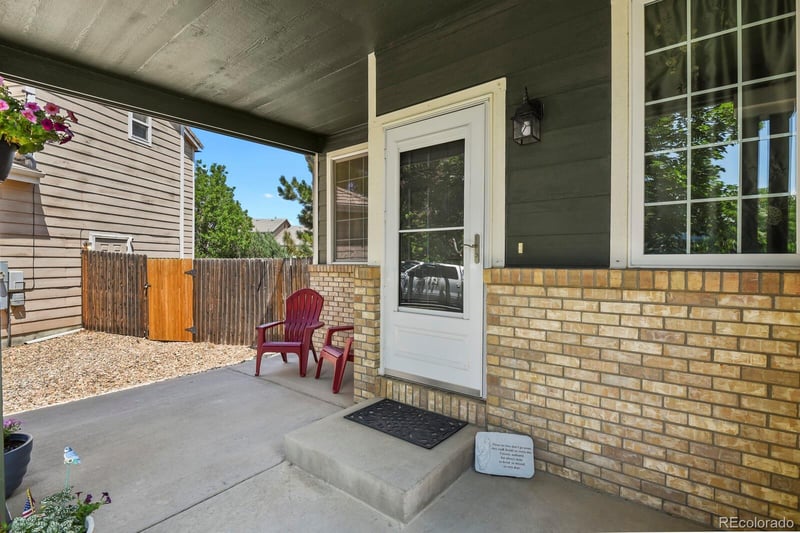 22295 Belleview Ln, Aurora, CO 80015