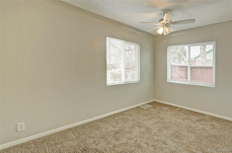 1960 Oswego St #1960.5, Aurora, CO 80010