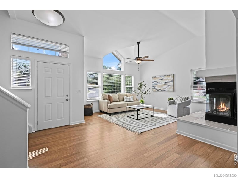 1096 Falcon Ct, Louisville, CO 80027