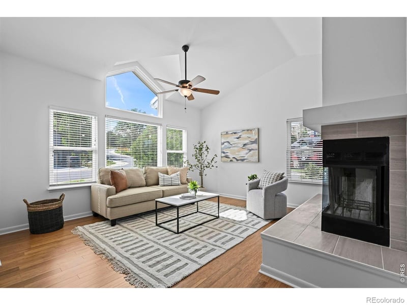 1096 Falcon Ct, Louisville, CO 80027