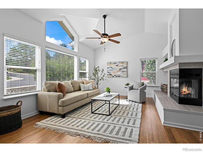 1096 Falcon Ct, Louisville, CO 80027