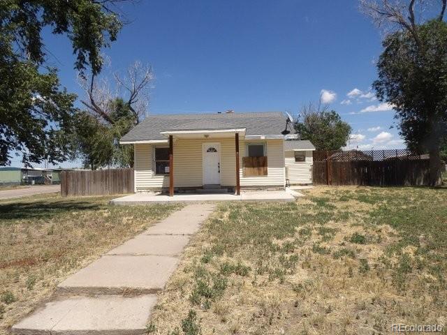 492 3rd Ave, Deer Trail, CO 80105