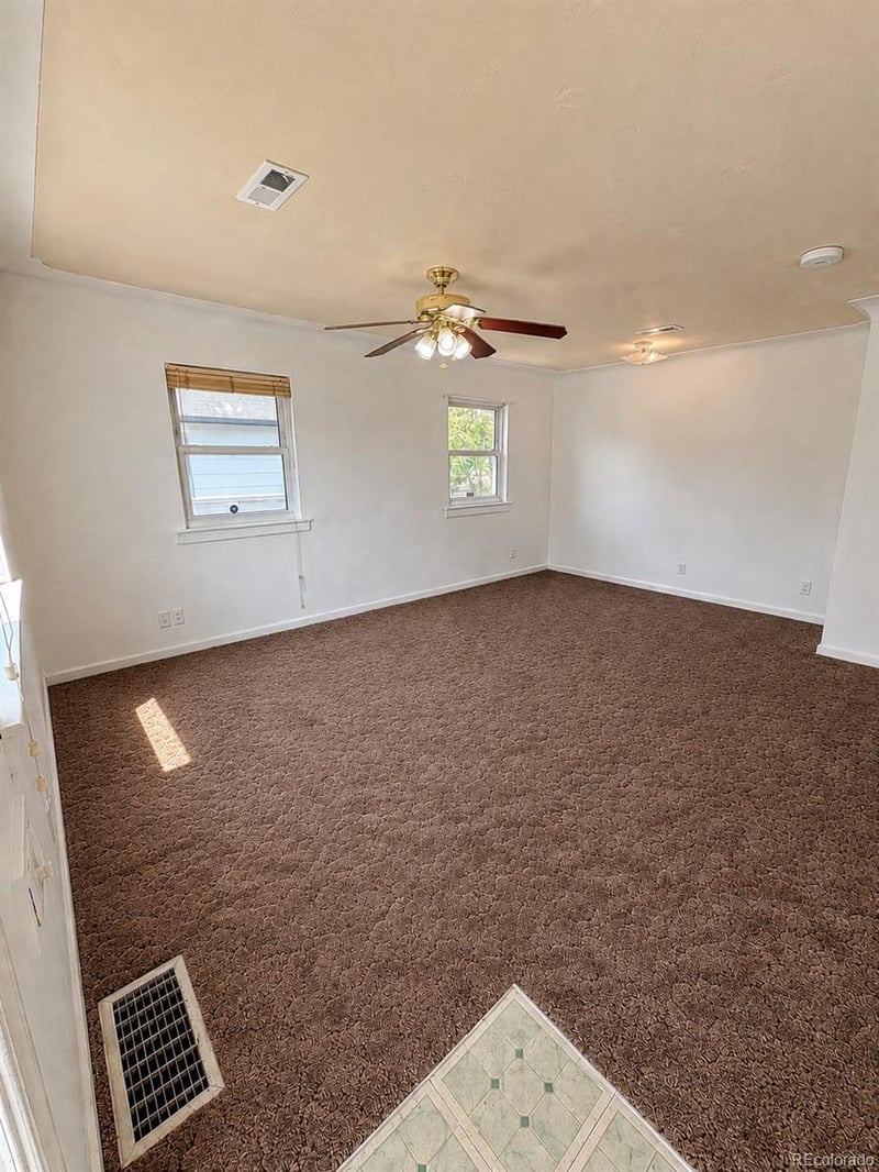 1132 Moline St, Aurora, CO 80010