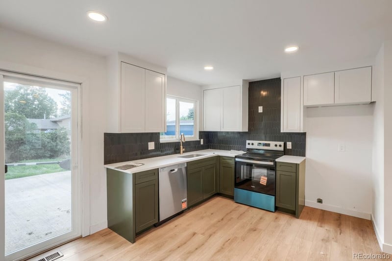2615 S Laredo Ct, Aurora, CO 80013