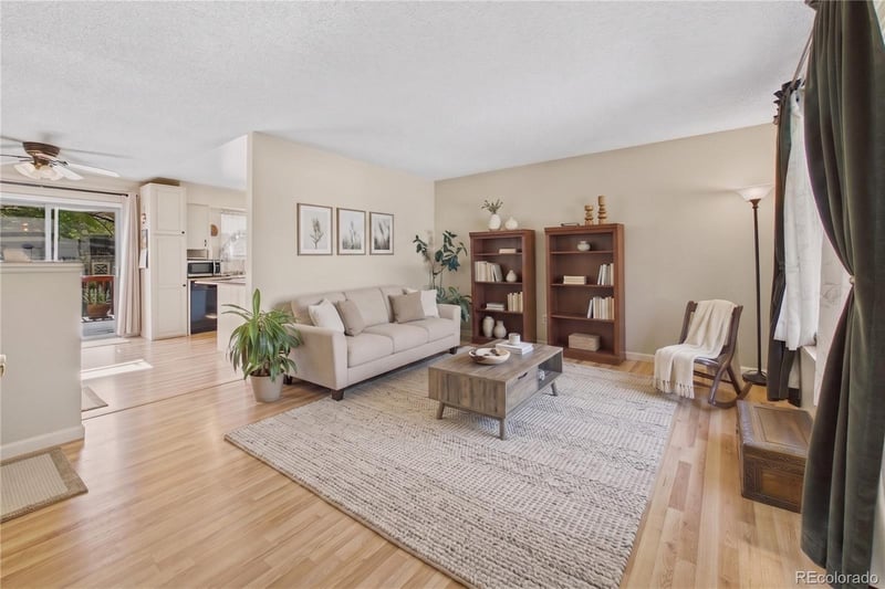 1642 S Nucla St, Aurora, CO 80017