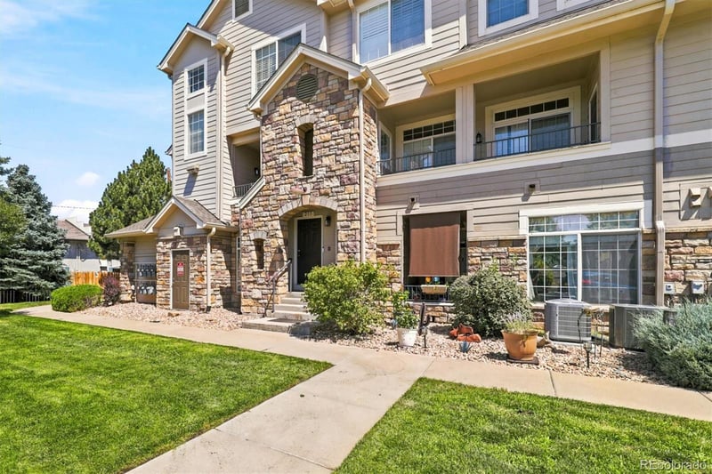 1509 Florence Ct #215, Aurora, CO 80247