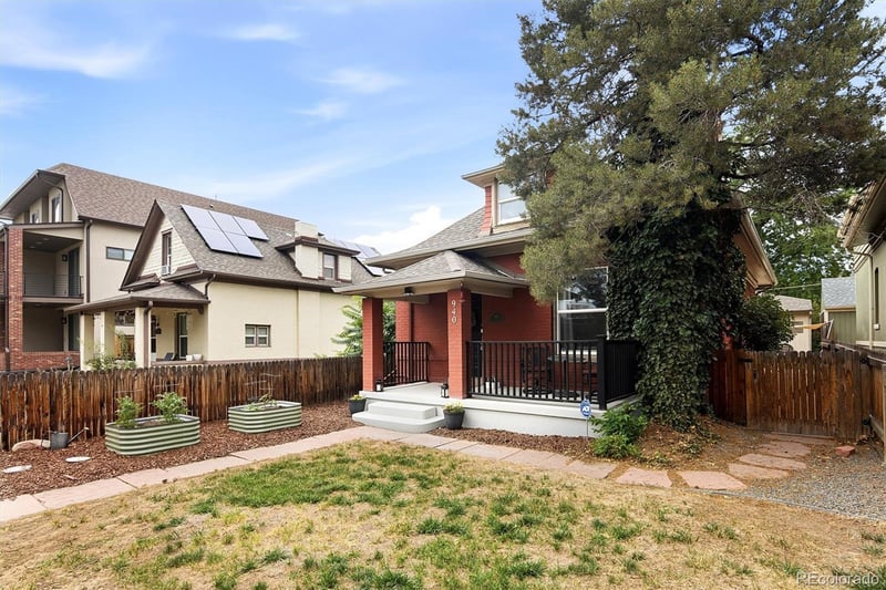 940 Logan St, Denver, CO 80209