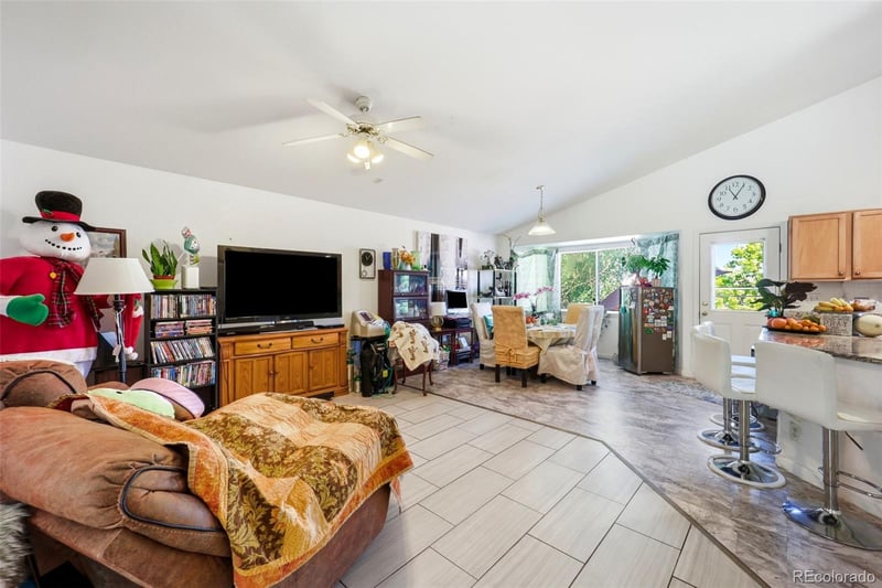 607 Branding Iron Ln, Castle Rock, CO 80104