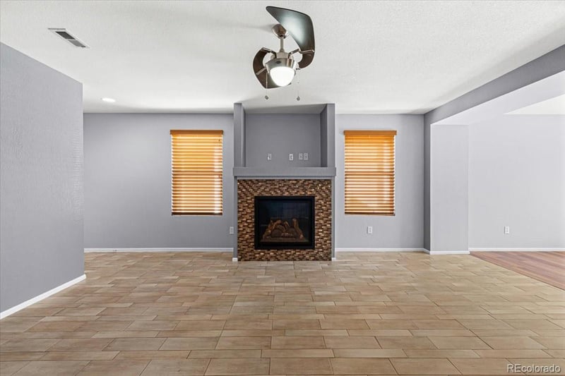 7976 Kittredge St, Englewood, CO 80112