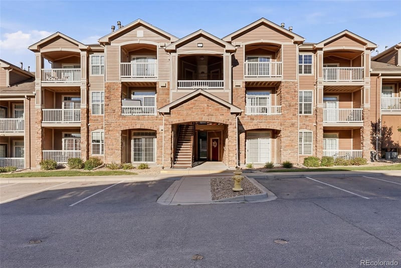 7440 Blackhawk St #15-306, Englewood, CO 80112