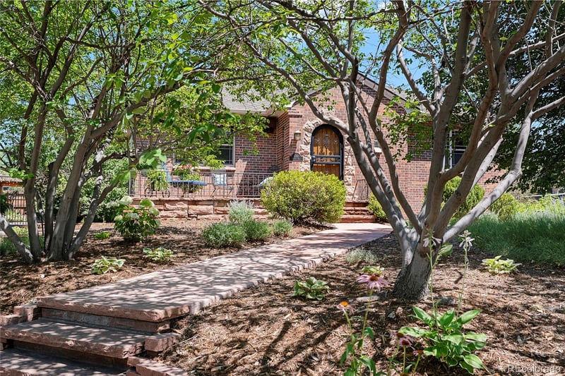1090 Bonnie Brae Blvd, Denver, CO 80209