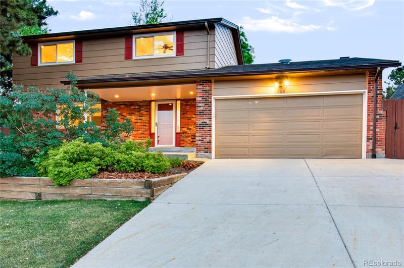 660 Omega Ln, Lone Tree, CO 80124