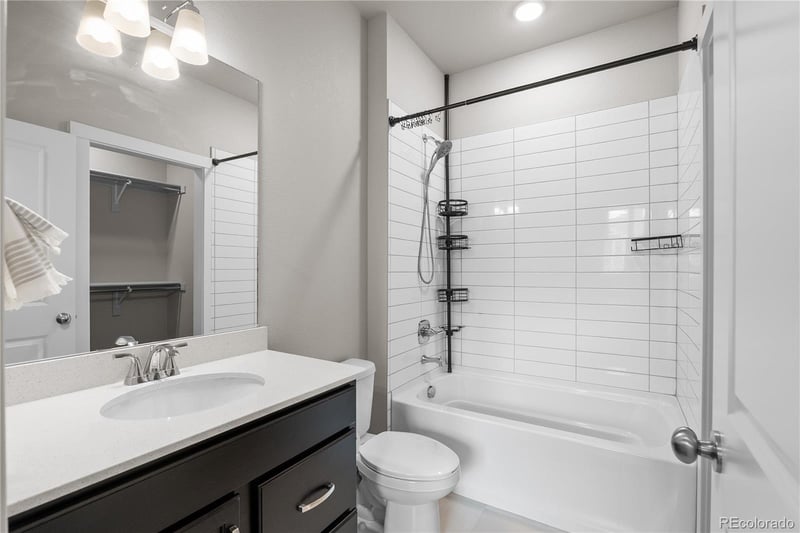 350 High Point Dr #C103, Longmont, CO 80504