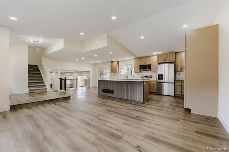 79 Prairie Ridge Rd, Highlands Ranch, CO 80126