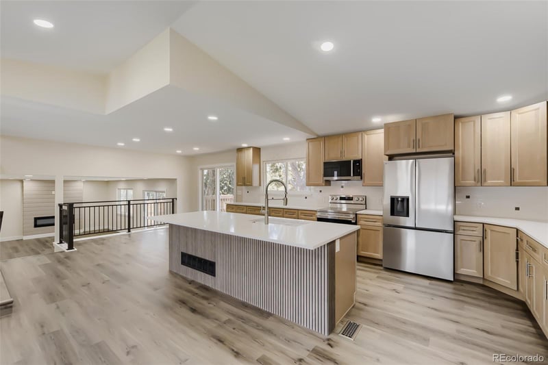79 Prairie Ridge Rd, Highlands Ranch, CO 80126