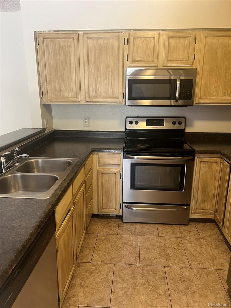 4480 Pitkin St #123, Aurora, CO 80015