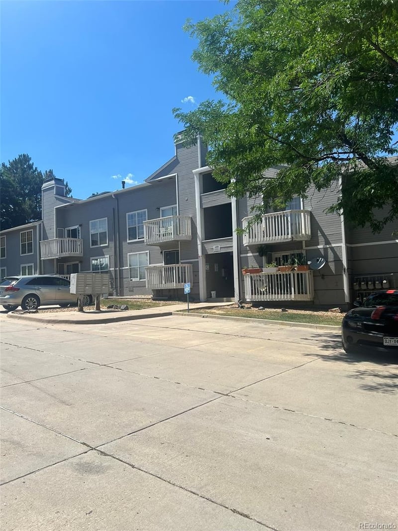 4480 Pitkin St #123, Aurora, CO 80015