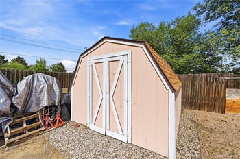 518 15th Avenue Ct, Greeley, CO 80631