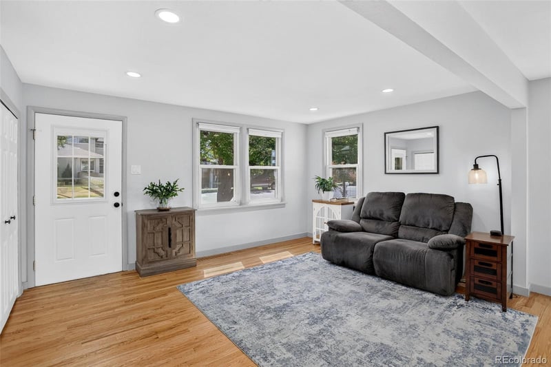 901 Locust St, Denver, CO 80224