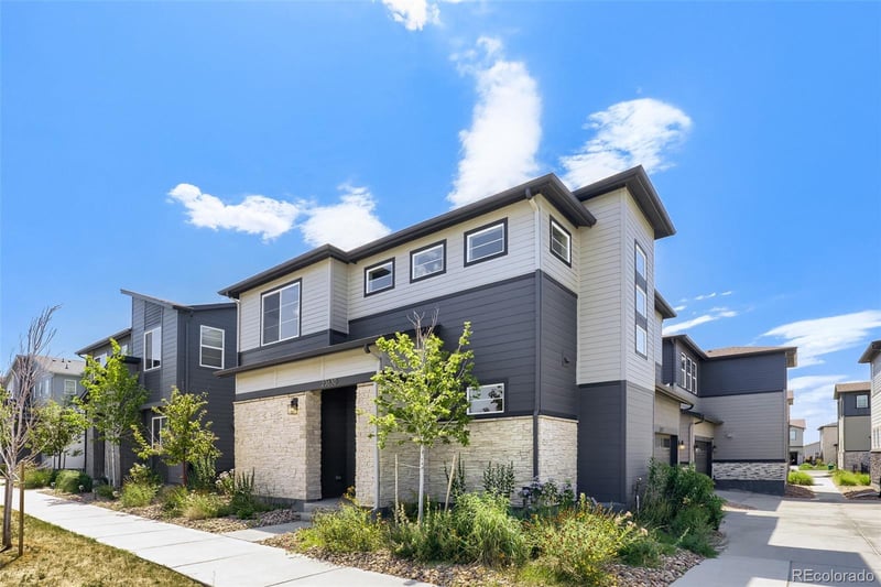 23630 E 41st Ave, Aurora, CO 80019