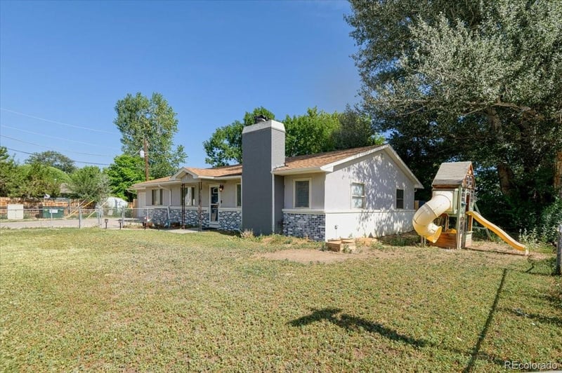 829 3rd St, Florence, CO 81226